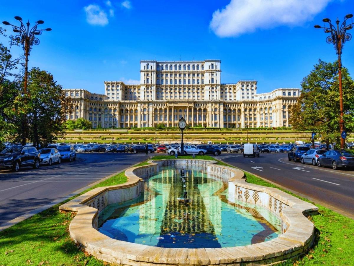 Apartament 1 Plus Rooms In Centrul Orasului - Unirii Fantanii بوخارست المظهر الخارجي الصورة
